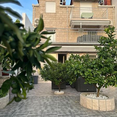 Apartment Samanta Supetar Buitenkant foto