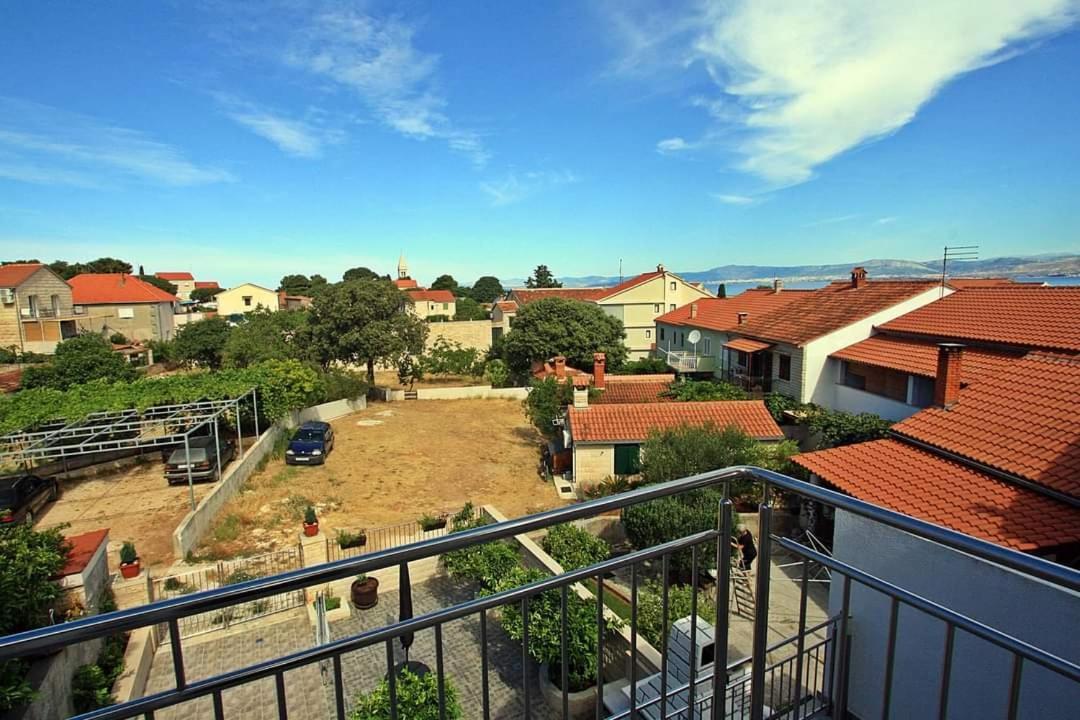 Apartment Samanta Supetar Buitenkant foto